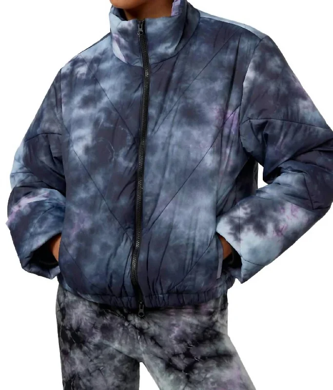 Easton Puffer Jacket In Tie Dye