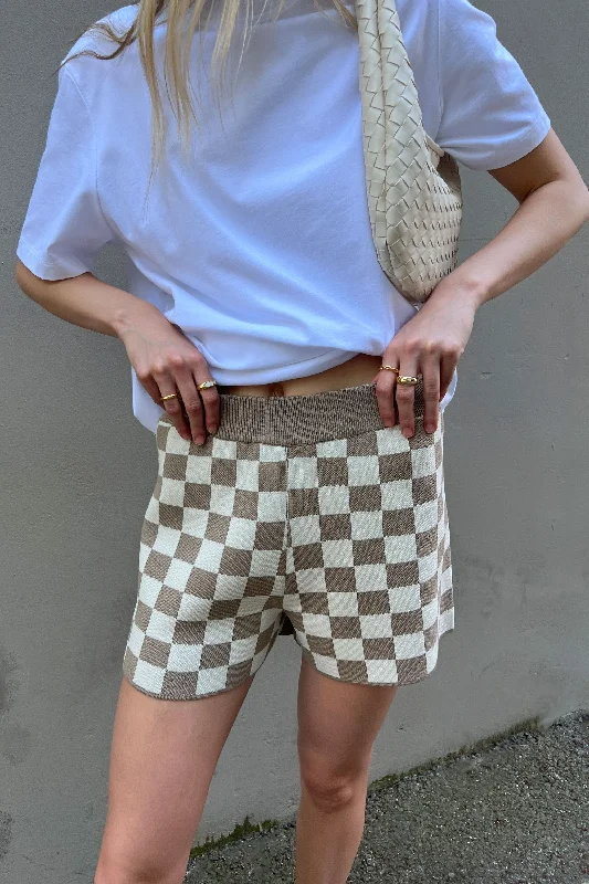 CHECKERED KNIT SHORT